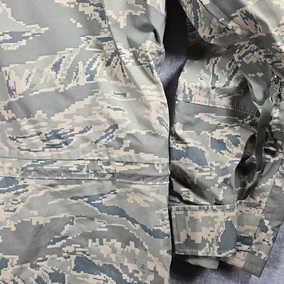 Military All-Purpose Environmental Camouflage SPM1C1-09-D-0035 Medium regular go - Picture 11 of 16